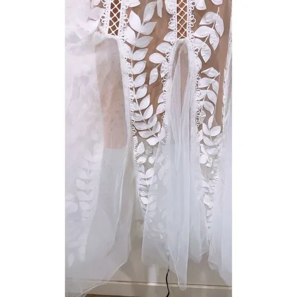 off white midi dress for women Zalie Off White Embroidered Halter Neck Midi Dress – Frock and Frill